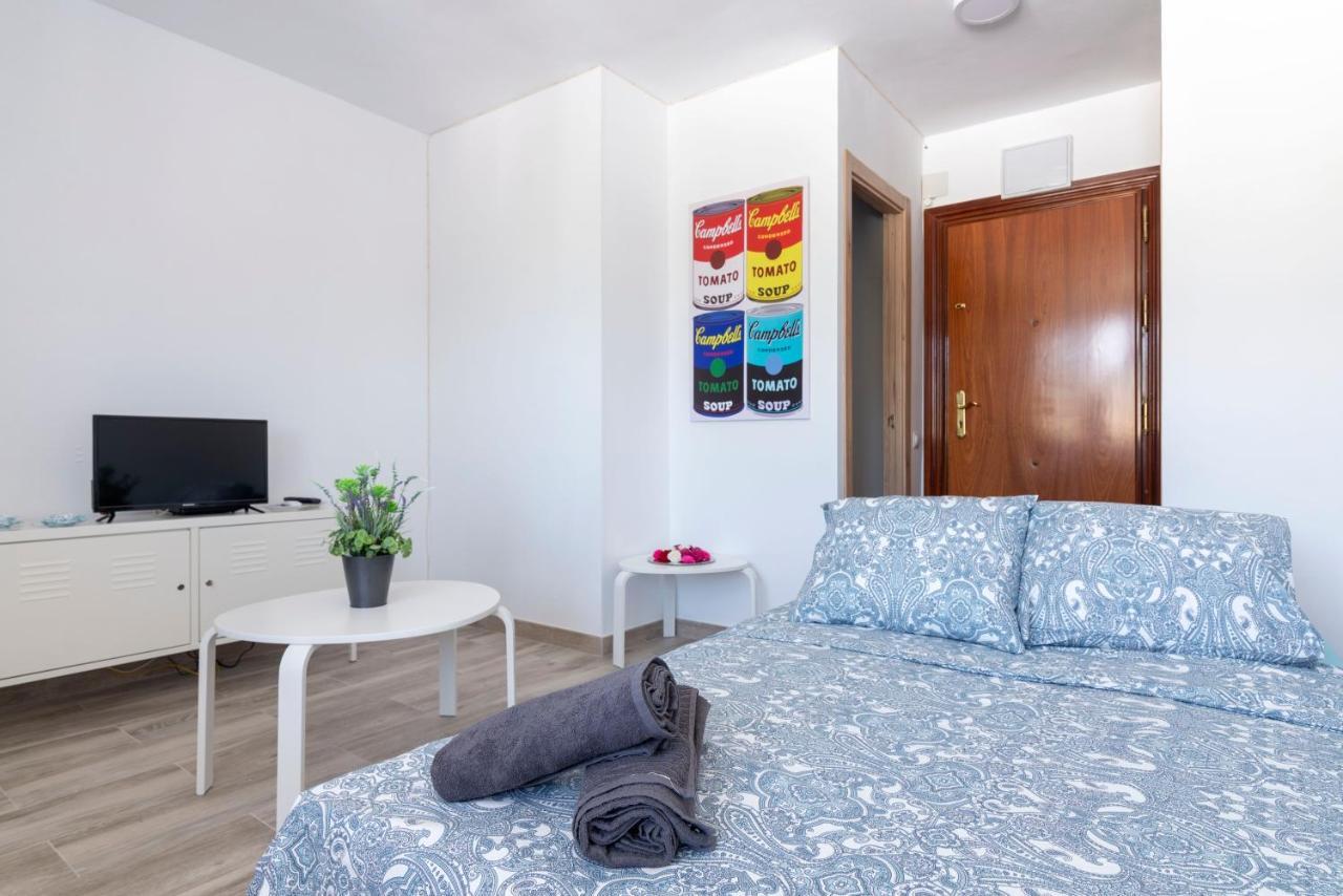شقة Panoramic Views Cosy Studio بينالماذينا المظهر الخارجي الصورة